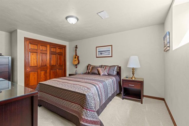 4702 N WREN DRIVE, Appleton, WI 54913