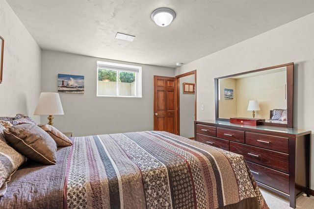 4702 N WREN DRIVE, Appleton, WI 54913