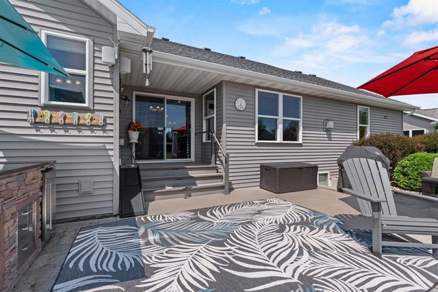 4702 N WREN DRIVE, Appleton, WI 54913