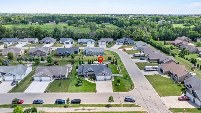 4702 N WREN DRIVE, Appleton, WI 54913