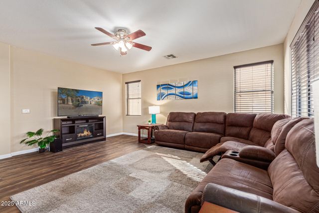 16124 W Shiloh Lane, Goodyear, AZ 85338