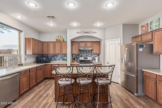 16124 W Shiloh Lane, Goodyear, AZ 85338