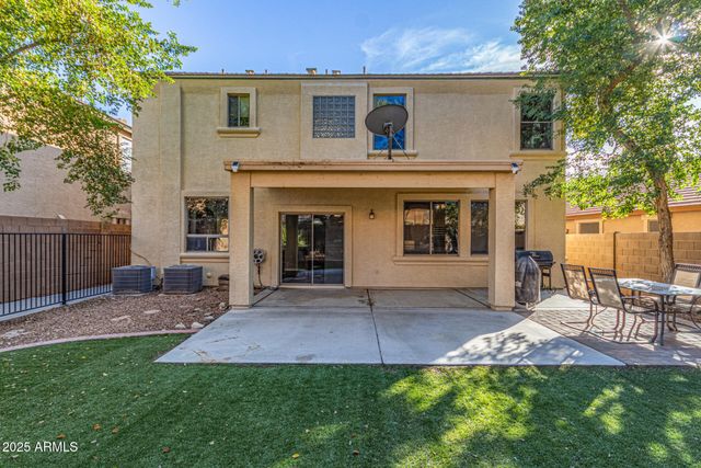 16124 W Shiloh Lane, Goodyear, AZ 85338