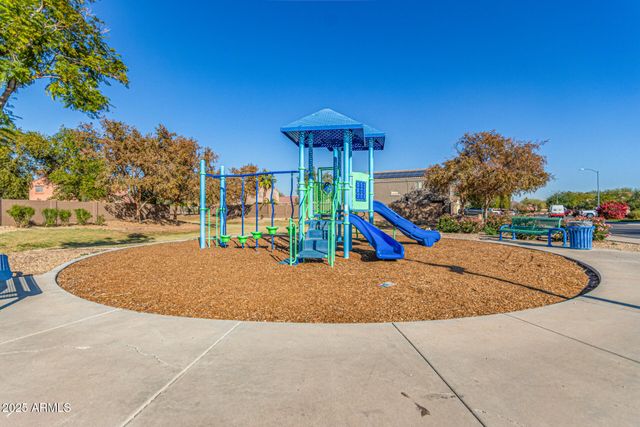 16124 W Shiloh Lane, Goodyear, AZ 85338