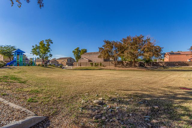 16124 W Shiloh Lane, Goodyear, AZ 85338