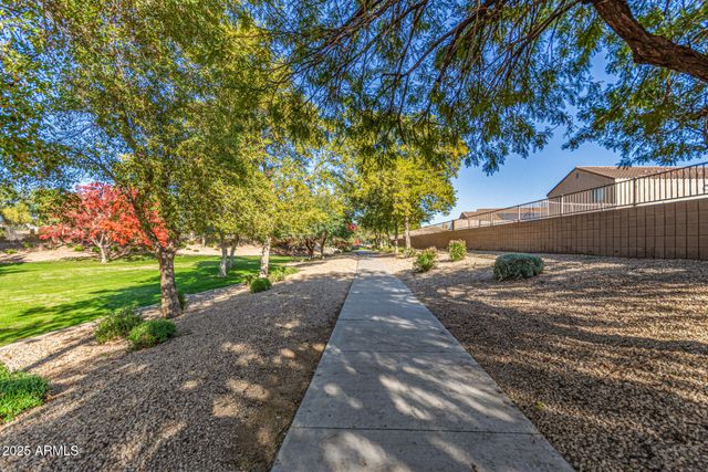 16124 W Shiloh Lane, Goodyear, AZ 85338