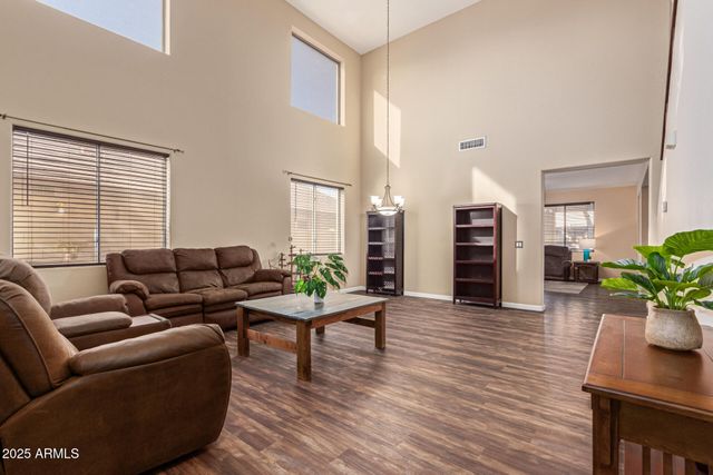 16124 W Shiloh Lane, Goodyear, AZ 85338