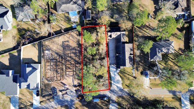 1506 Flamingo Street, Conroe, TX 77385