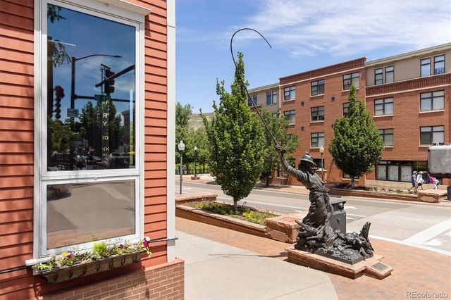 18285 W 57th Place, Golden, CO 80403