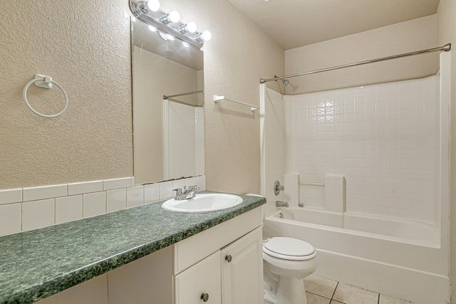 116 Honey Bee Drive, Joshua, TX 76058