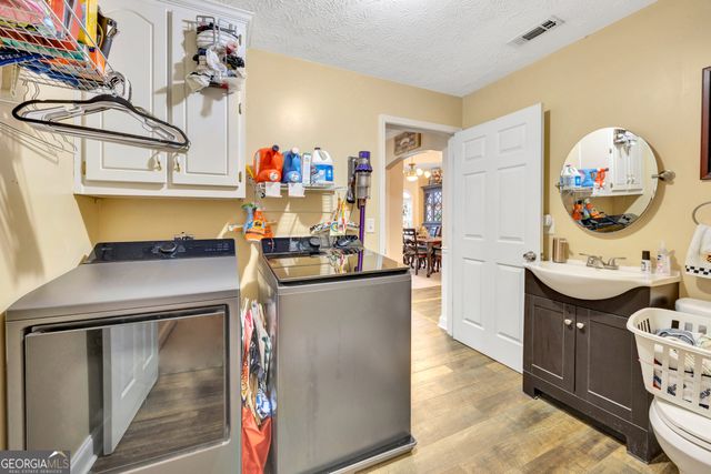 2554 Cedar Way, Loganville, GA 30052