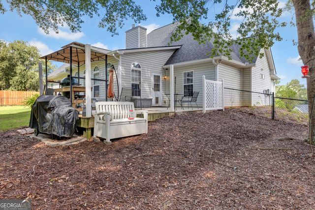 2554 Cedar Way, Loganville, GA 30052