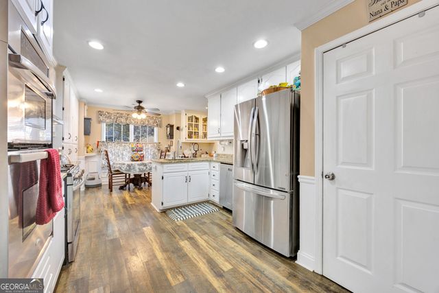 2554 Cedar Way, Loganville, GA 30052