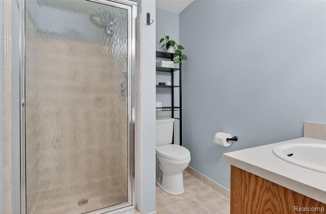 20755 Cannon Drive, Clinton Township, MI 48038