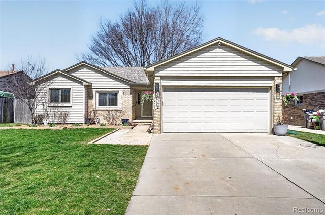 20755 Cannon Drive, Clinton Township, MI 48038