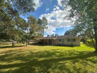 9567 W Pomona Dr, Baton Rouge, LA 70815