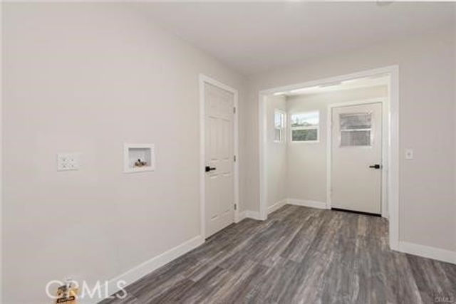 1017 S Washburn, Corona, CA 92882