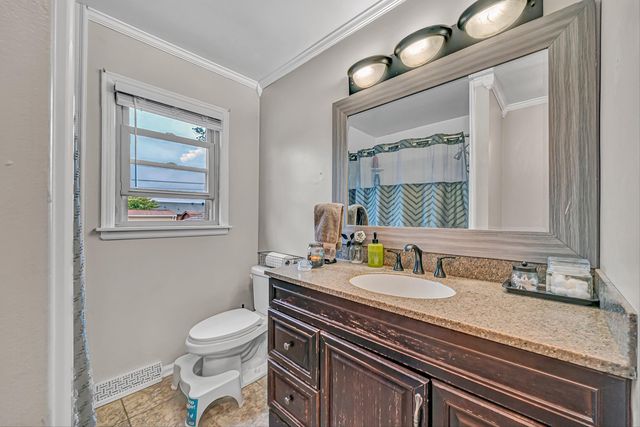 5733 Sierra DR, Roanoke, VA 24012