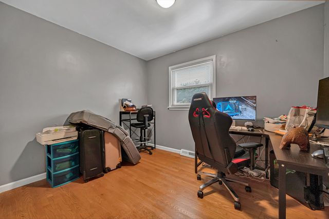 5733 Sierra DR, Roanoke, VA 24012