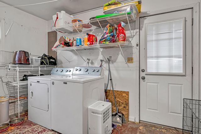 5733 Sierra DR, Roanoke, VA 24012