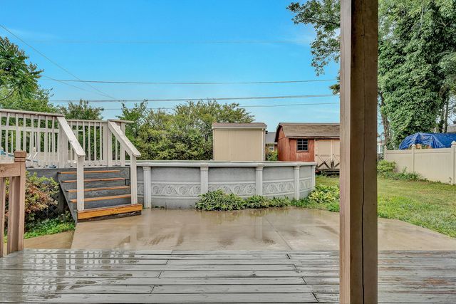 5733 Sierra DR, Roanoke, VA 24012