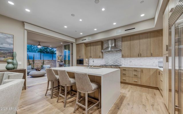 5553 E STELLA Lane, Paradise Valley, AZ 85253