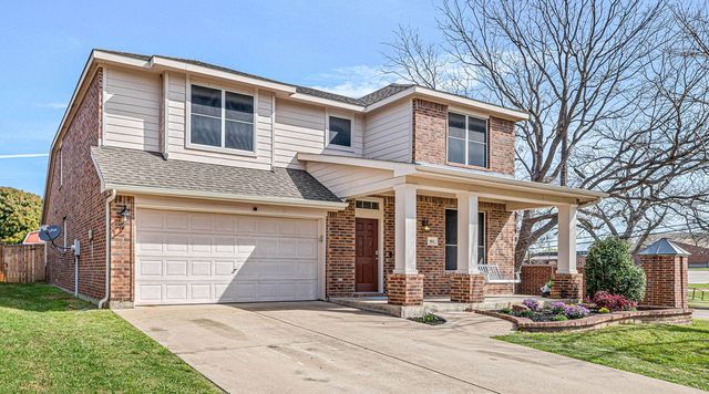 804 Ridge Point Drive, Grand Prairie, TX 75052