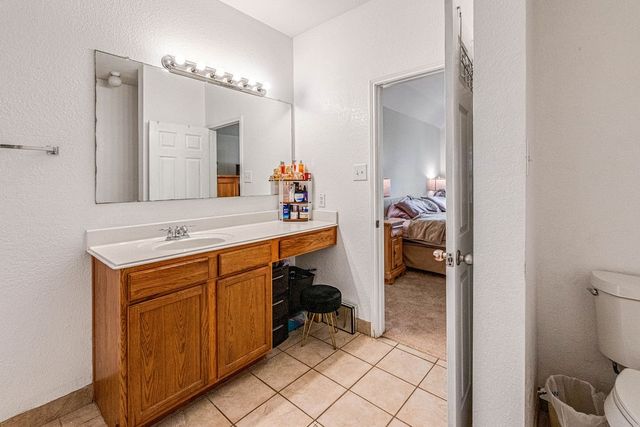 804 Ridge Point Drive, Grand Prairie, TX 75052