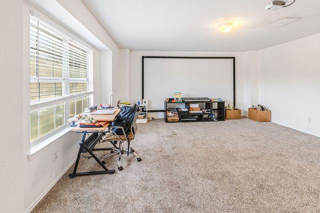 804 Ridge Point Drive, Grand Prairie, TX 75052