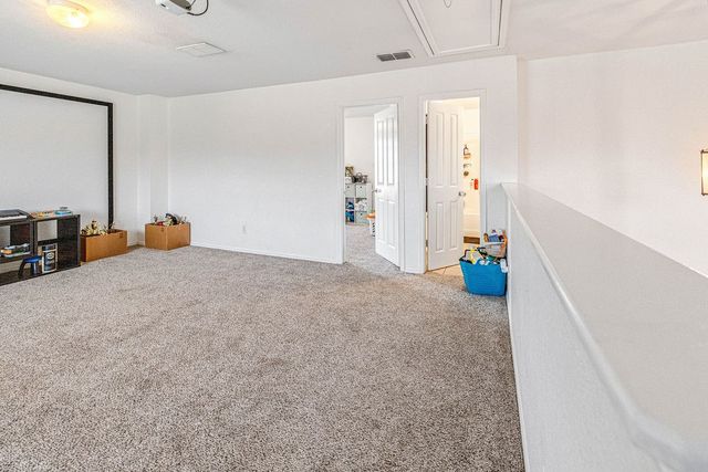 804 Ridge Point Drive, Grand Prairie, TX 75052