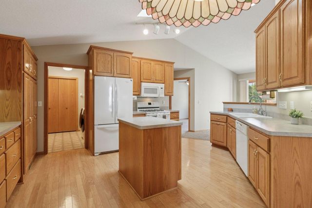 10025 Northwood Lane N, Brooklyn Park, MN 55443