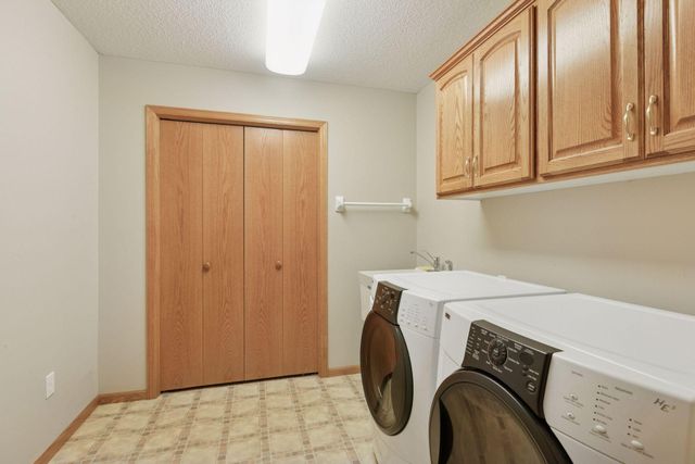 10025 Northwood Lane N, Brooklyn Park, MN 55443