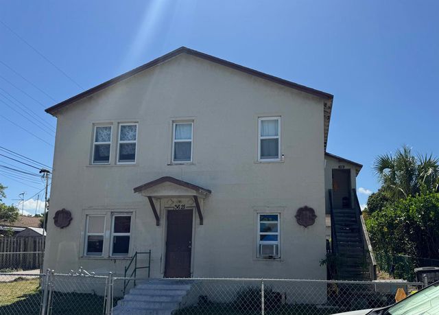 3621 Morton Avenue, West Palm Beach, FL 33405