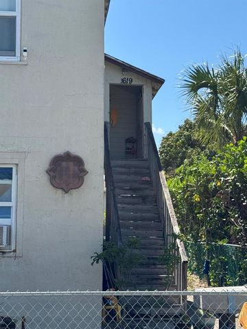 3621 Morton Avenue, West Palm Beach, FL 33405