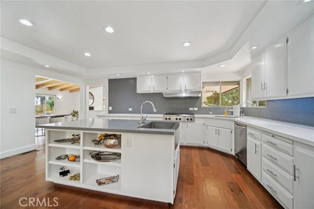 12218 Sarazen Place, Granada Hills (los Angeles), CA 91344