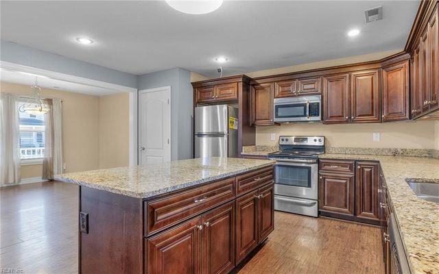 1072 Joyner ST, Norfolk, VA 23513