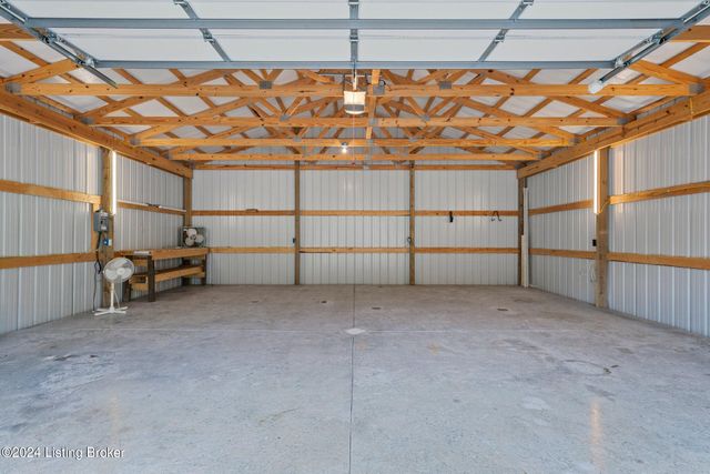 60 Hickory Ln, Clarkson, KY 42726