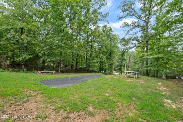 60 Hickory Ln, Clarkson, KY 42726