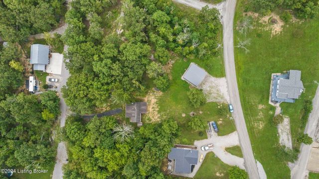 60 Hickory Ln, Clarkson, KY 42726