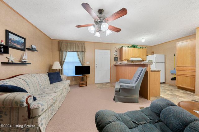 60 Hickory Ln, Clarkson, KY 42726