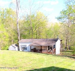 60 Hickory Ln, Clarkson, KY 42726