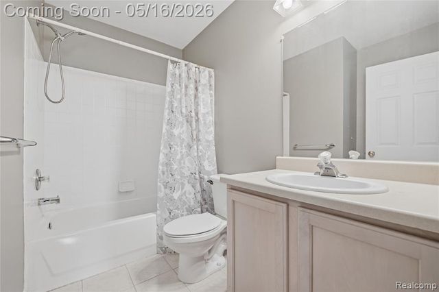 41782 Brownstone Drive, Novi, MI 48377