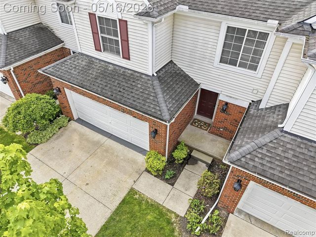 41782 Brownstone Drive, Novi, MI 48377