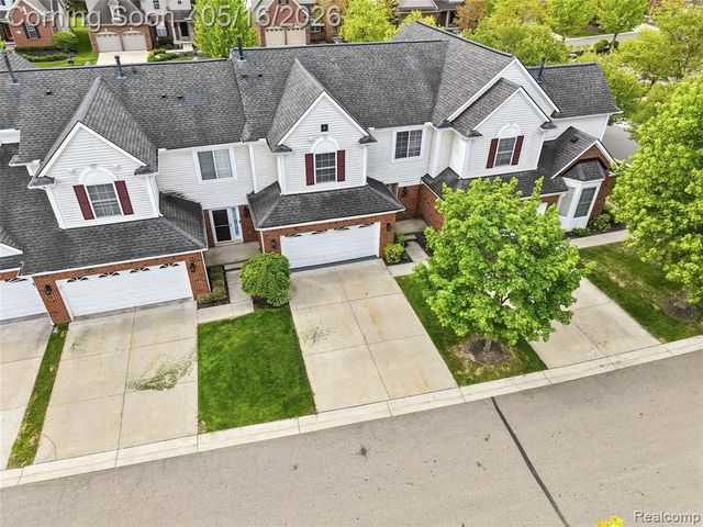 41782 Brownstone Drive, Novi, MI 48377