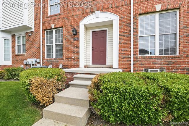 41782 Brownstone Drive, Novi, MI 48377