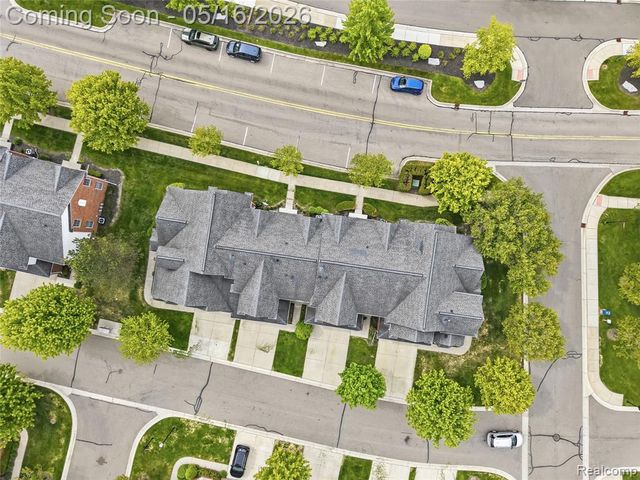 41782 Brownstone Drive, Novi, MI 48377