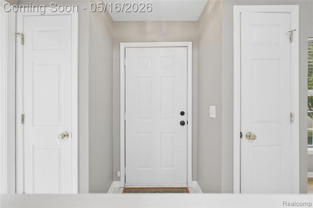41782 Brownstone Drive, Novi, MI 48377