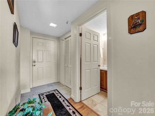 303 Sugar Top Drive 2718, Sugar Mountain, NC 28604