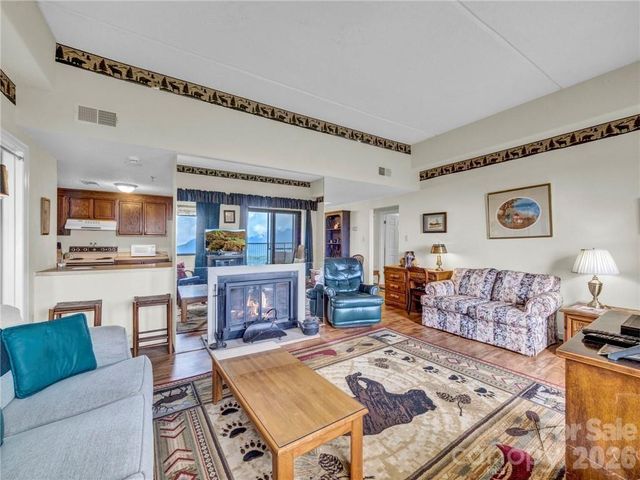 303 Sugar Top Drive 2718, Sugar Mountain, NC 28604