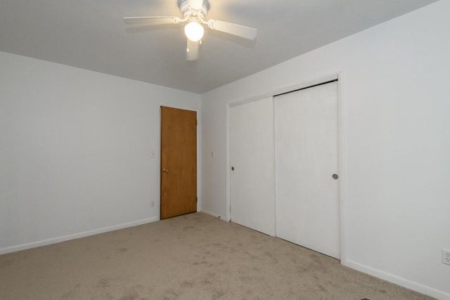 933 Parkview LANE, Mukwonago, WI 53149